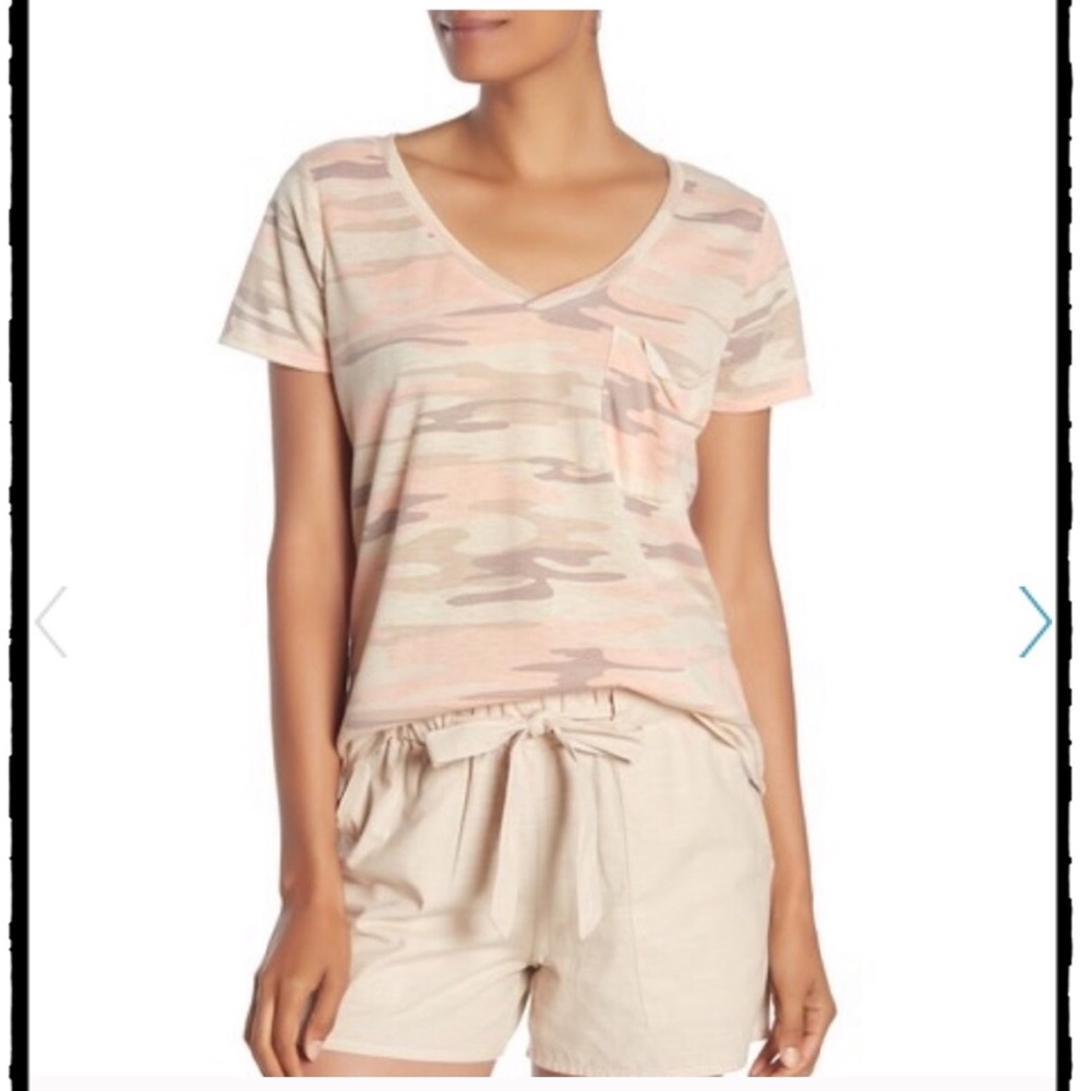 NWT CAMO POCKET TEES IN BLUSH BY SOCIALITE - Picture 2 of 6